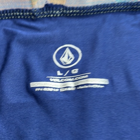 NWT. Volcom size, large, boxer, briefs. - Picture 5 of 5